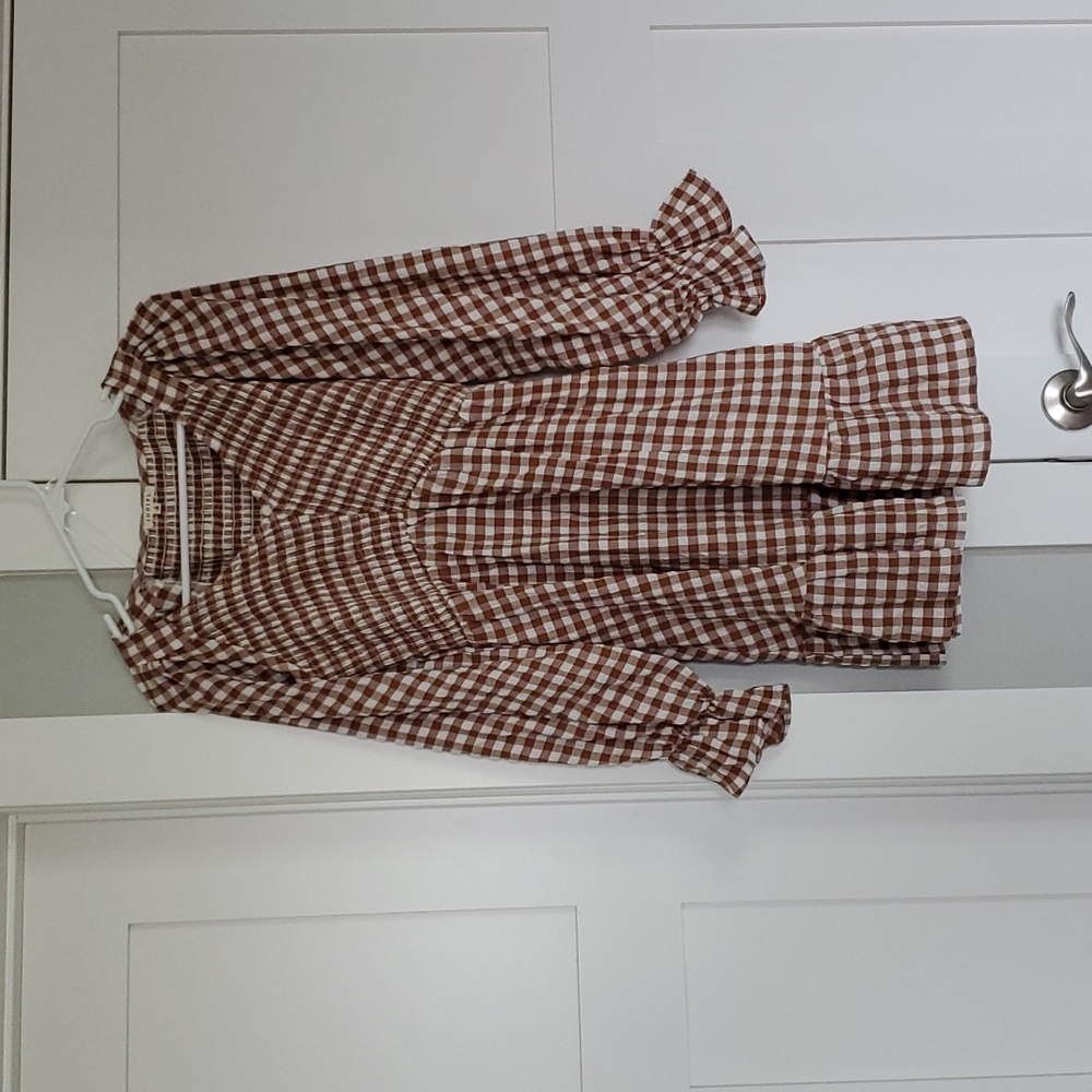 Jodifl camel/ivory smocked gingham dress